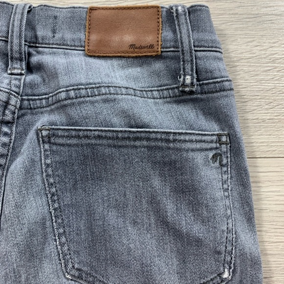 Madewell Grey 9” High Riser Skinny Skinny Jeans - Picture 7 of 16